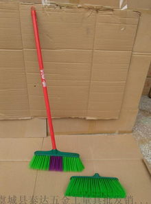 廠家直銷(xiāo)家居日用品掃把 軟毛塑料與不銹鋼掃帚小斜頭清潔利器